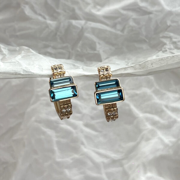 "16 Azure Gleam" Regular 18K Gold