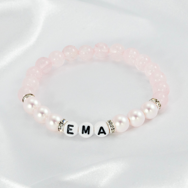 Bracelet of love and femininity with pink quartz and pearls