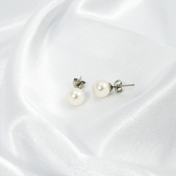 White Pearl Silver
