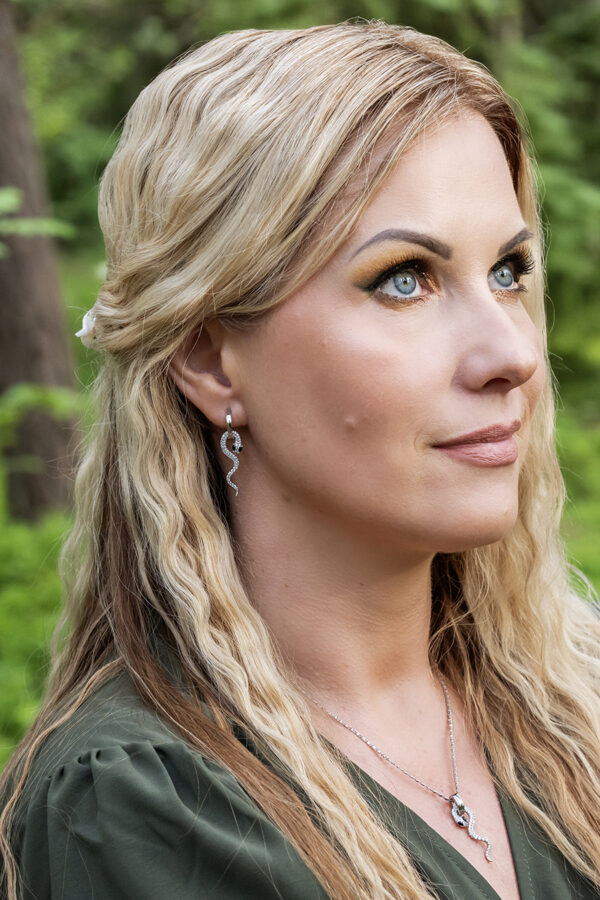 Jet Hematite Silver Snake mix & match - Kuva 3