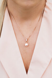 Rosaline Pearl Gold kaelakee
